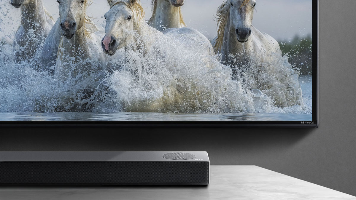 Tivi 75UR7550PS có thể kết nối với các dòng LG Soundbar tương thích